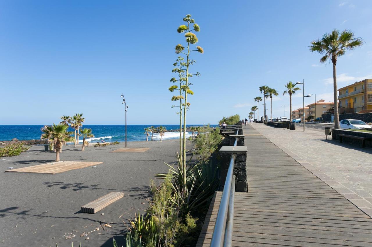 Home2Book Stunning Beachfront House With Sea Views Candelaria Kültér fotó