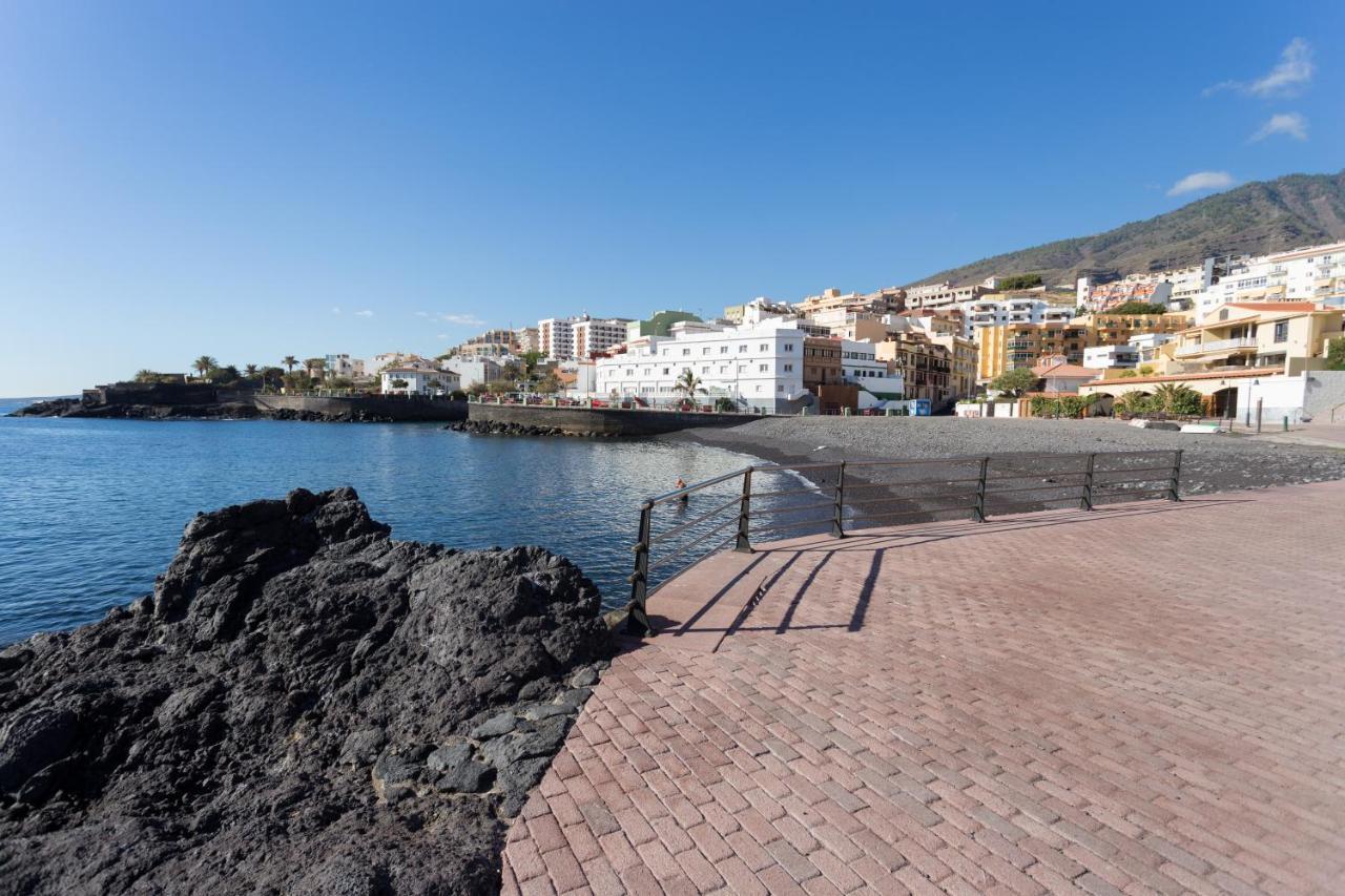 Home2Book Stunning Beachfront House With Sea Views Candelaria Kültér fotó