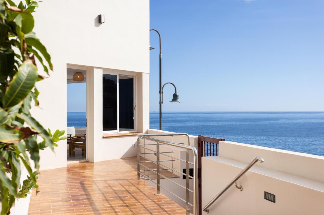 Home2Book Stunning Beachfront House With Sea Views Candelaria Kültér fotó