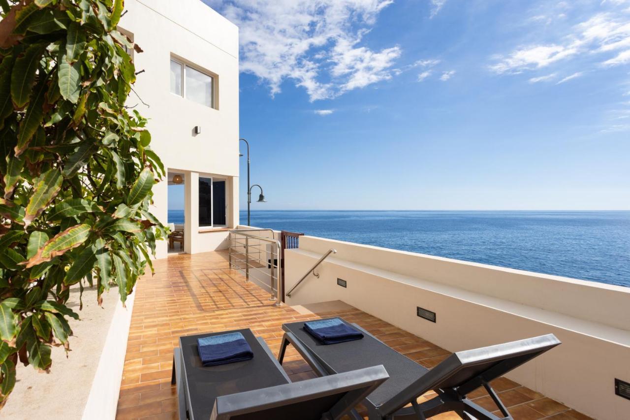Home2Book Stunning Beachfront House With Sea Views Candelaria Kültér fotó
