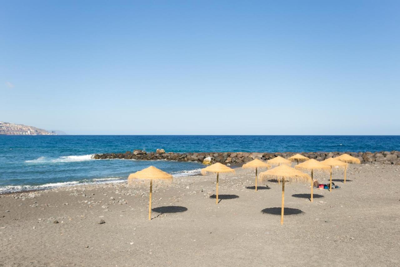 Home2Book Stunning Beachfront House With Sea Views Candelaria Kültér fotó
