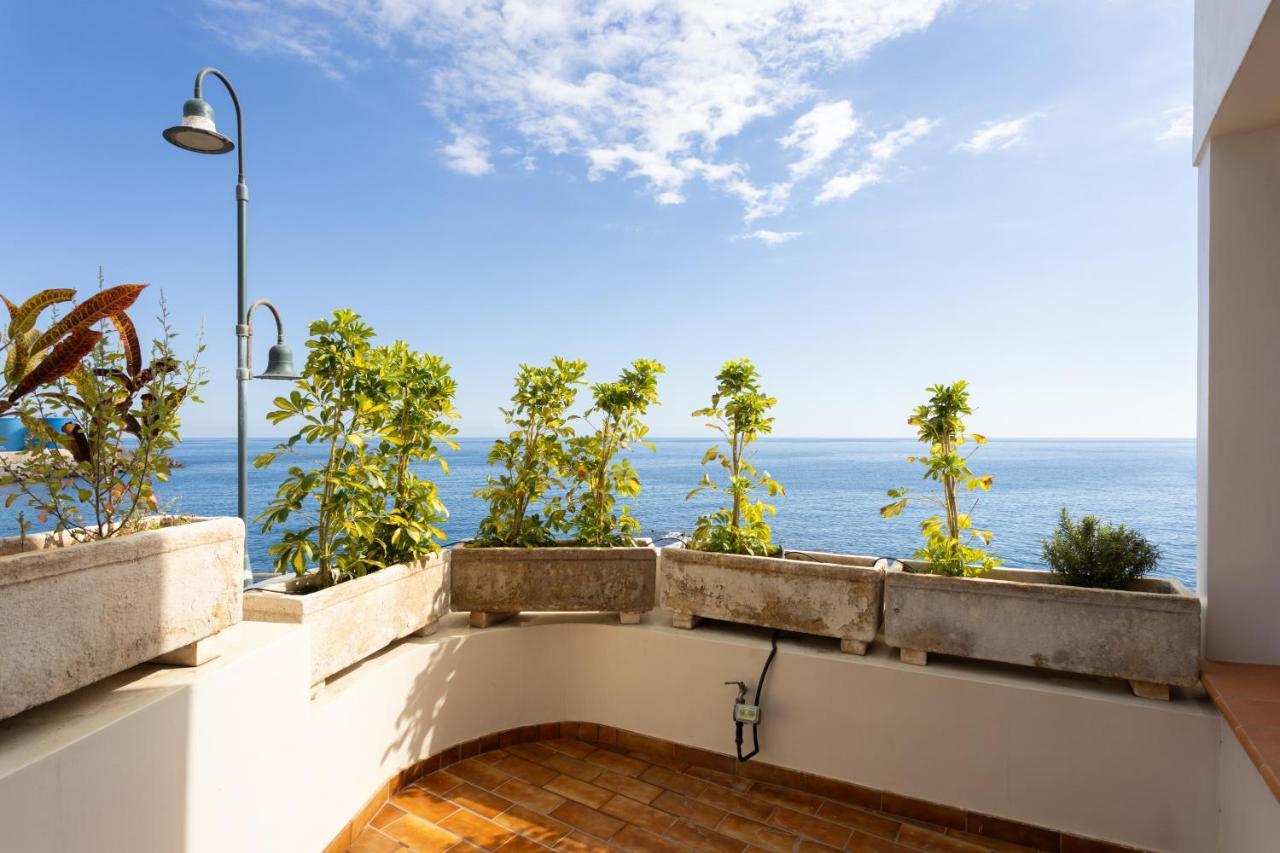 Home2Book Stunning Beachfront House With Sea Views Candelaria Kültér fotó